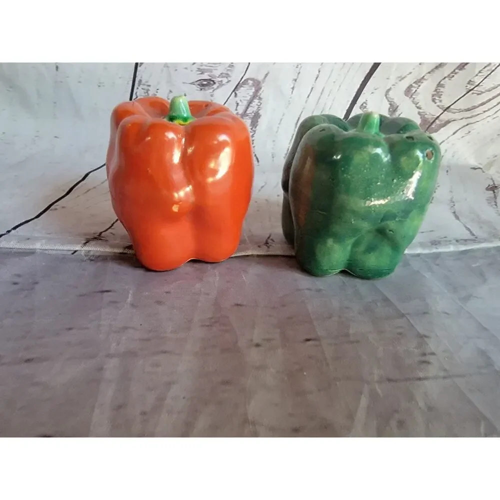 Vintage Red and Green Bell Pepper Salt and Pepper Shakers Japan Countrycore
